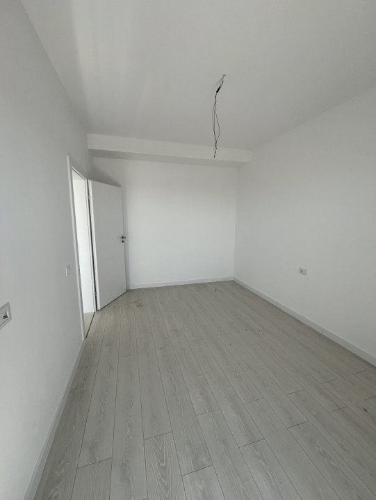 ULTIMUL APARTAMENT CU 3 CAMERE, DEZVOLTATOR, LIFT, GIROC