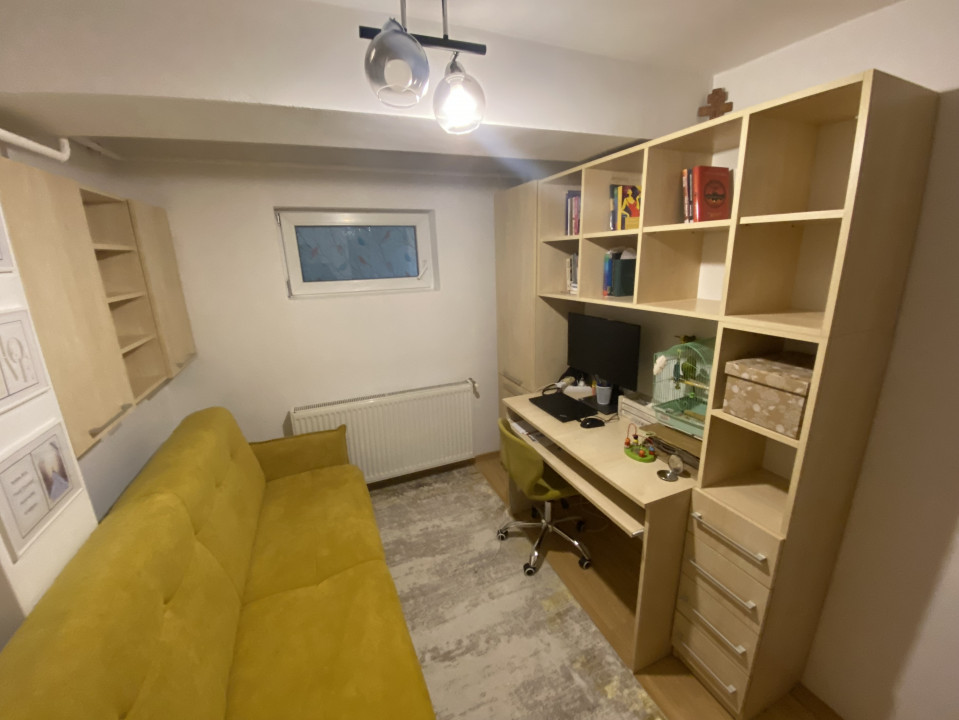 APARTAMENT CU 2 CAMERE, RENOVAT, ZONA BLASCOVICI – APROAPE DE CENTRU!