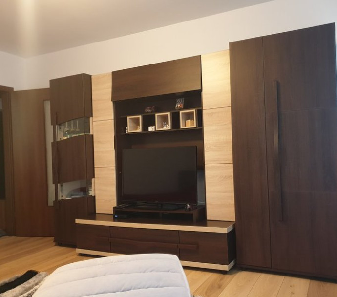 Anunt Imobiliar: Apartament 2 Camere de Vanzare in Zona Centrala!