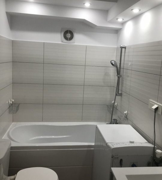 Anunt Imobiliar: Apartament 2 Camere de Vanzare in Zona Centrala!