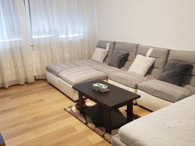 Anunt Imobiliar: Apartament 2 Camere de Vanzare in Zona Centrala!