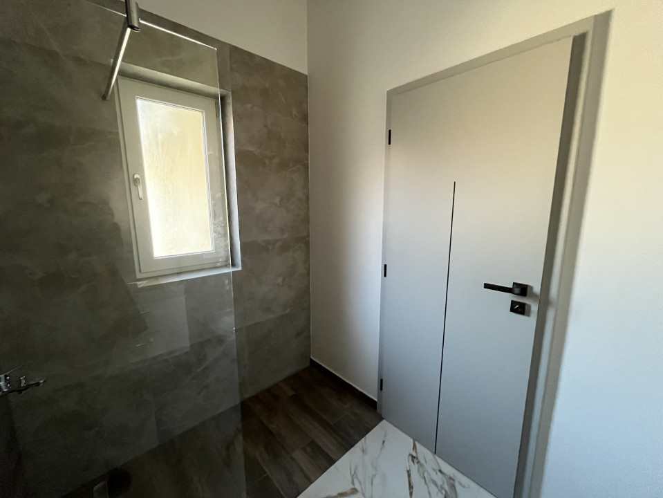 ASFALT, CALITATE GARANTATA, ULTIMUL APARTAMENT ETAJ 1