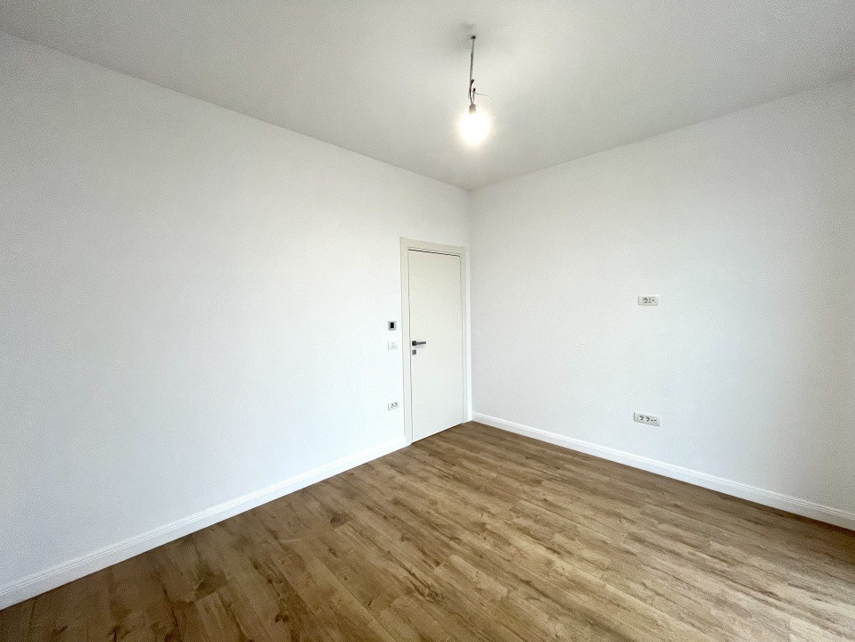 Pozitie Excelenta, 5 camere, Comision 0%