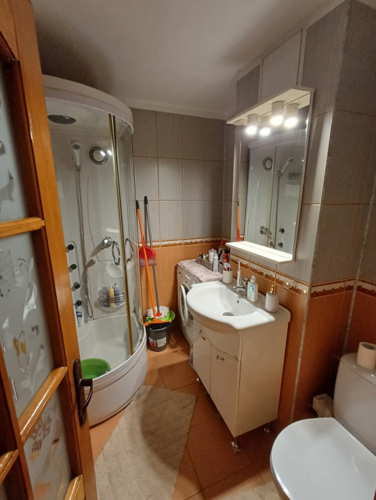 APARTAMENT 2 CAMERE LIPOVEI, DECOMANDAT, MOBILAT SI UTILAT – ETAJUL 1