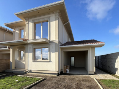 Casa Individuala cu Garaj, Comision 0%, Finalizata