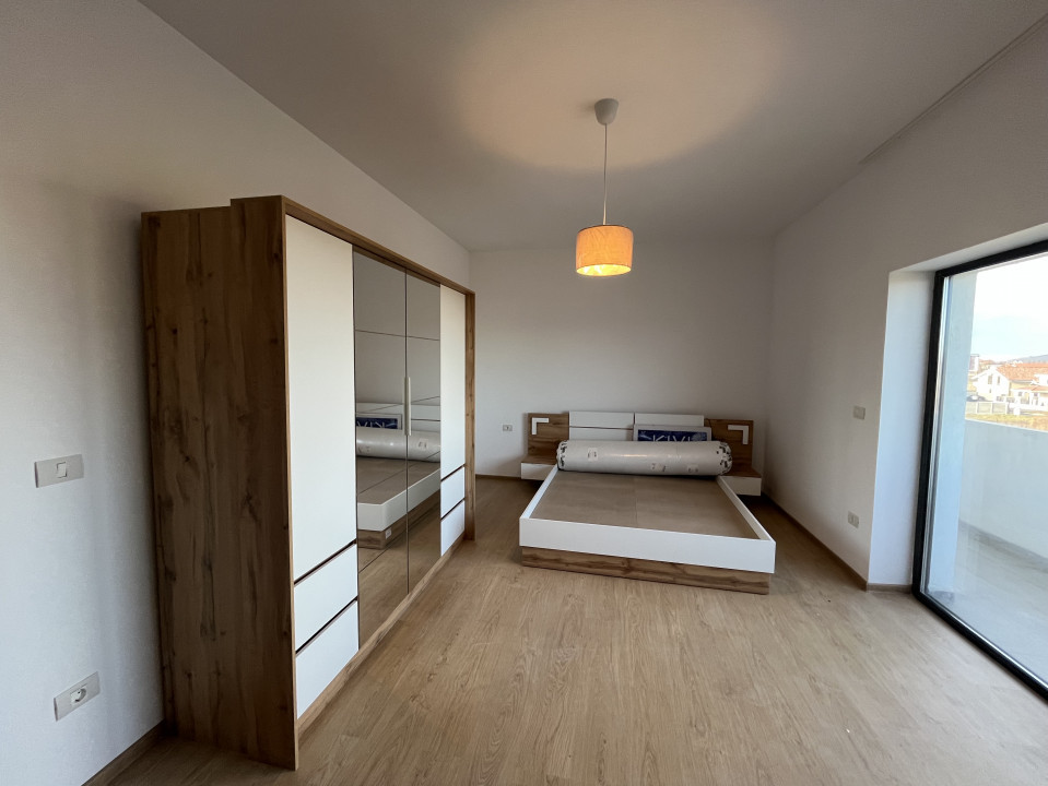 MOBILAT, CALEA URSENI, APARTAMENT CU 3 CAMERE