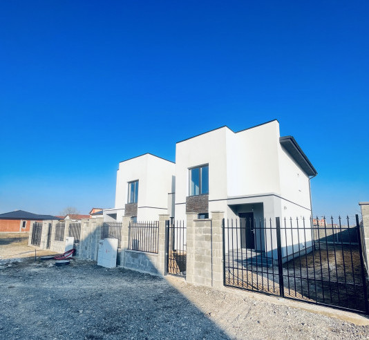 Duplex Despartit, Spatios, 4 camere