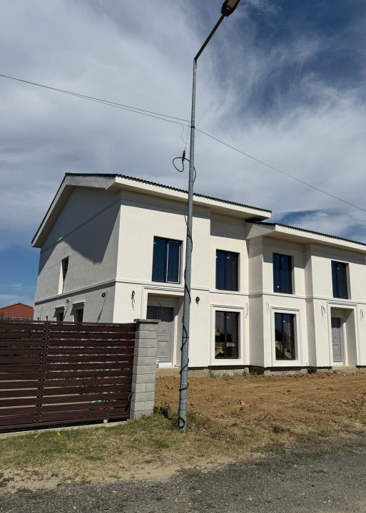 Case insiruite pe Calea Urseni pozitionare excelenta, cu utilitati 