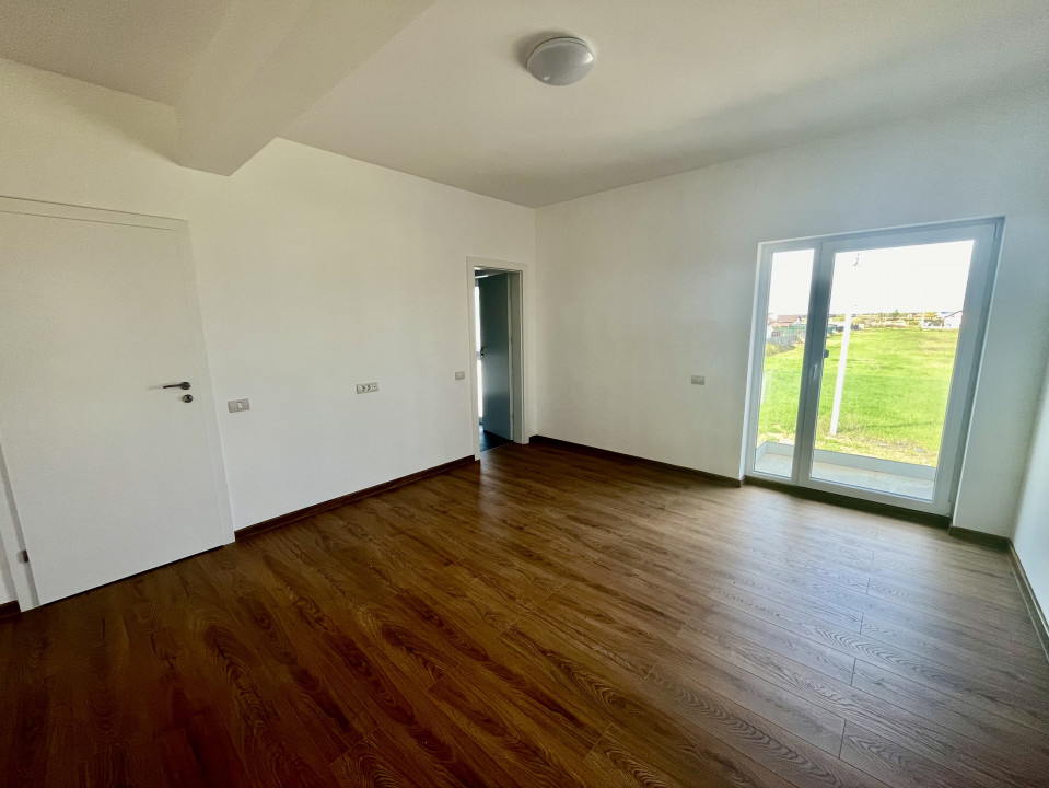 Finalizata, 4 camere, Mutare Imediata