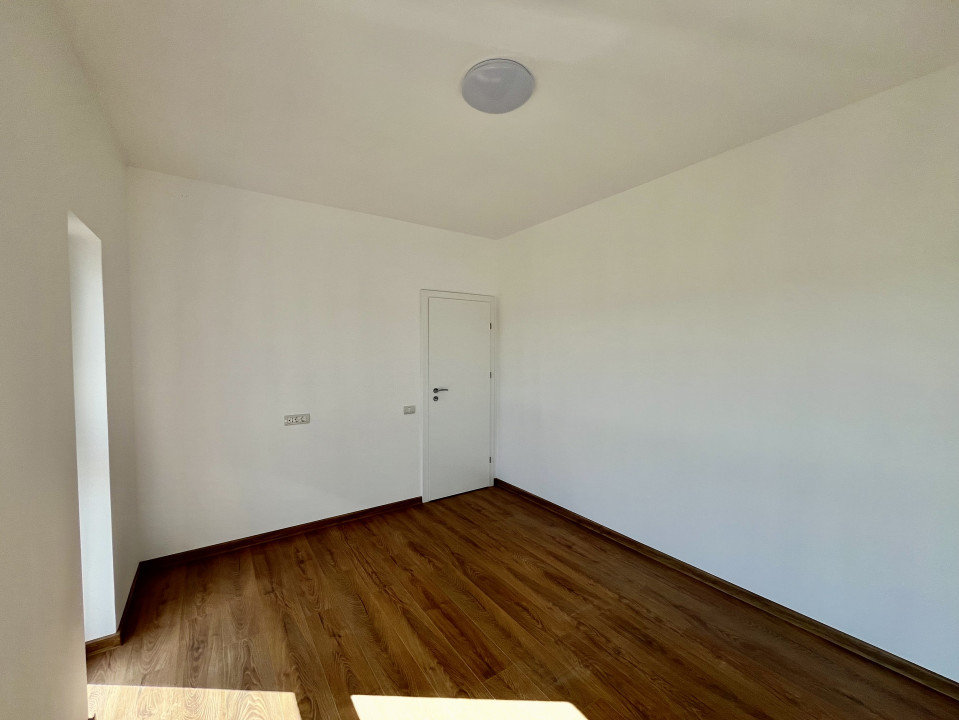 Finalizata, 4 camere, Mutare Imediata