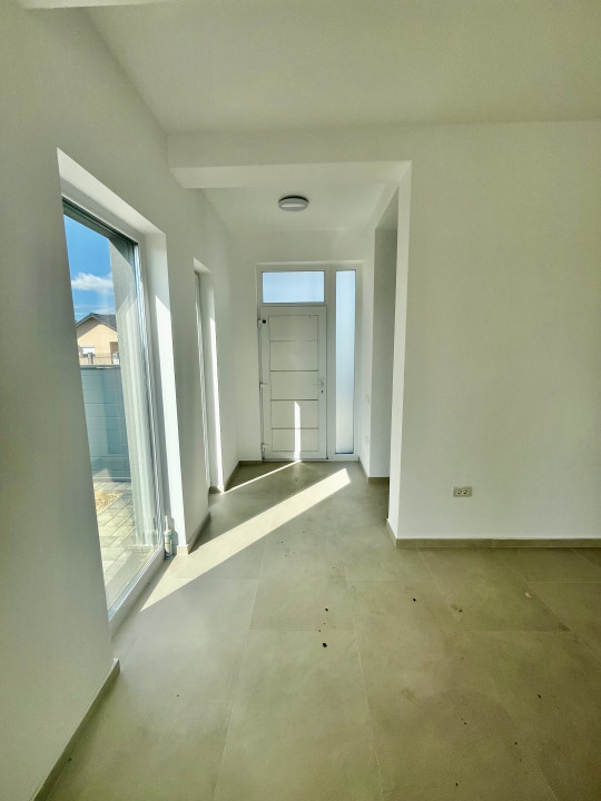 Finalizata, 4 camere, Mutare Imediata