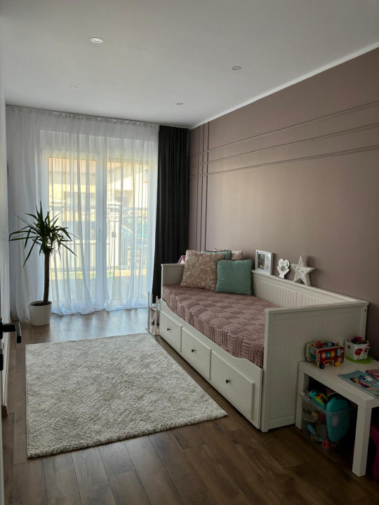 DUPLEX COMPLET MOBILAT SI UTILAT, 3 CAMERE, ZONA LINISTITA 