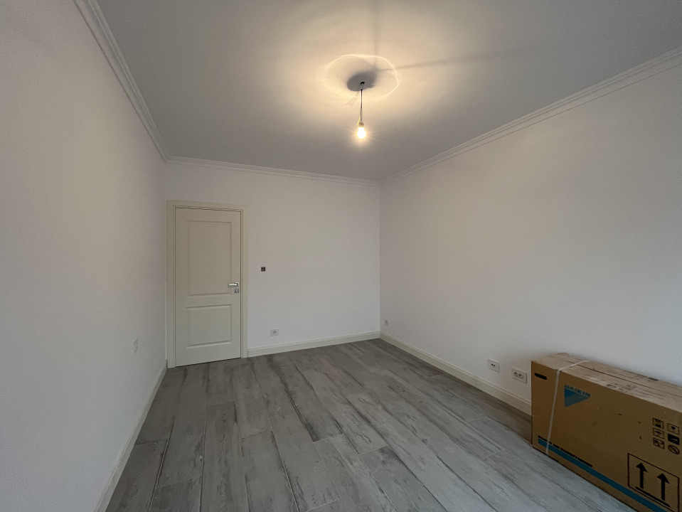 DEZVOLTATOR, ULTIMUL PENTHOUSE, LIDL GIROC 