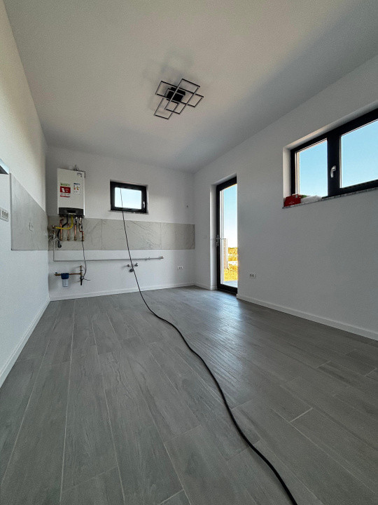 COMISION 0% , 3 CAMERE , PRET PROMOTIONAL