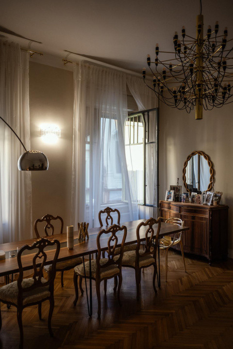 Apartament istoric conservat - ULTRACENTRAL - DIRECT PROPRIETAR