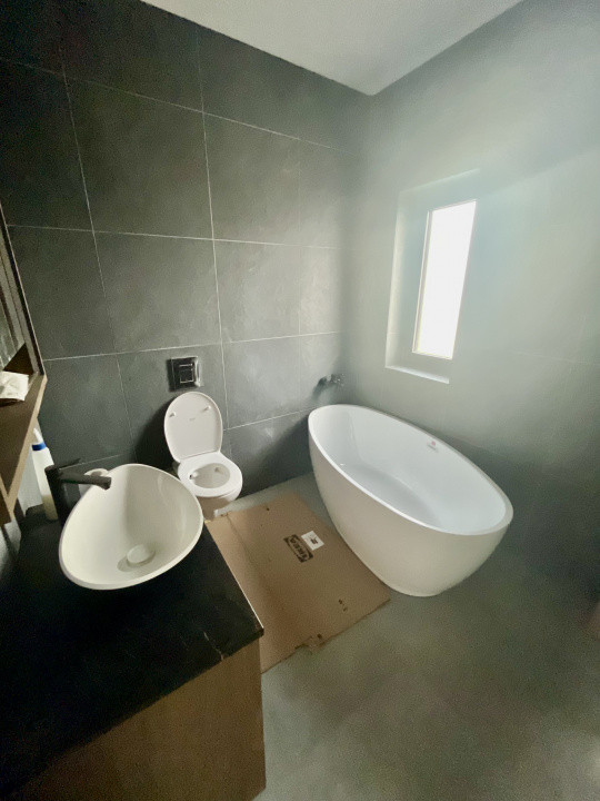 Serena 1, Teren Generos, Canalizare