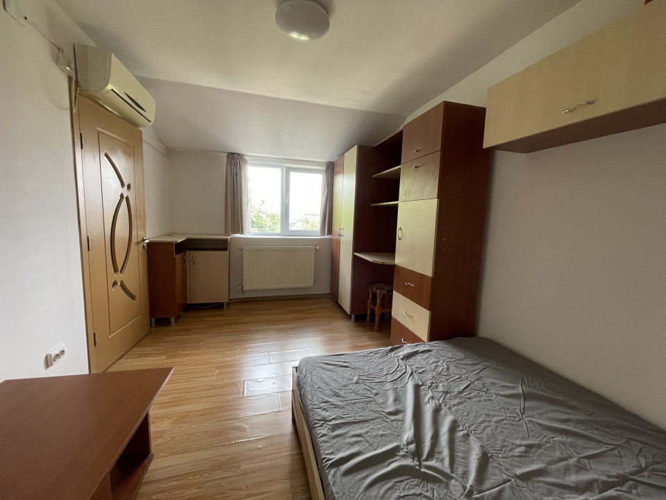 Garsoniera pe strada Lorena, 22mp, Bucatarie separata