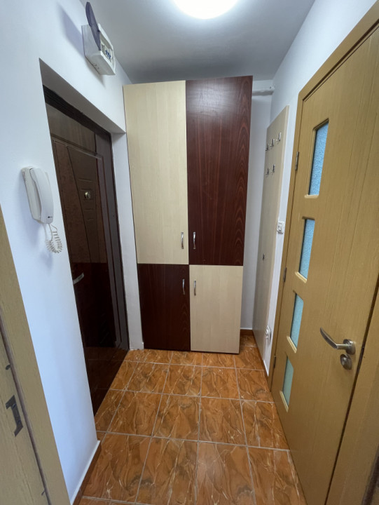 Garsoniera pe strada Lorena, 22mp, Bucatarie separata