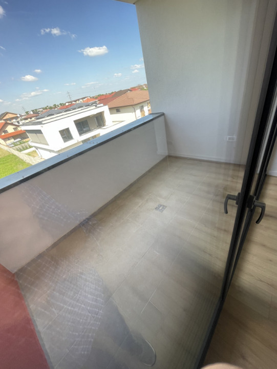 3 camere, Bucatarie separata, Bloc superb