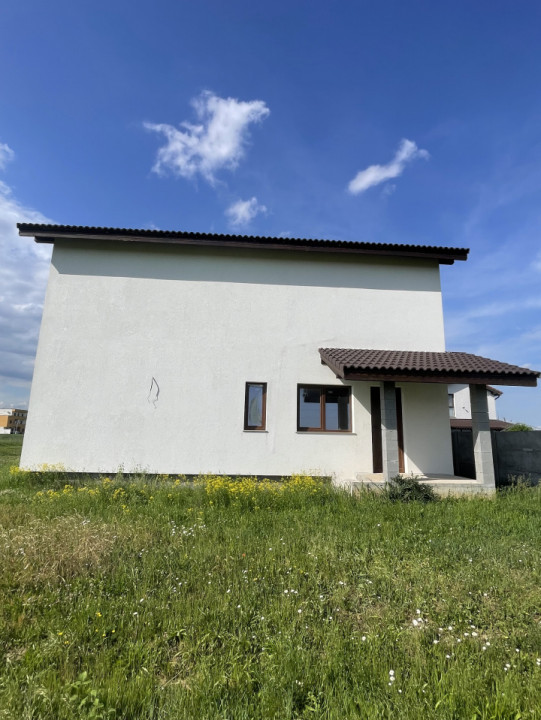 Apartamen 3 camere la duplex pe nivel