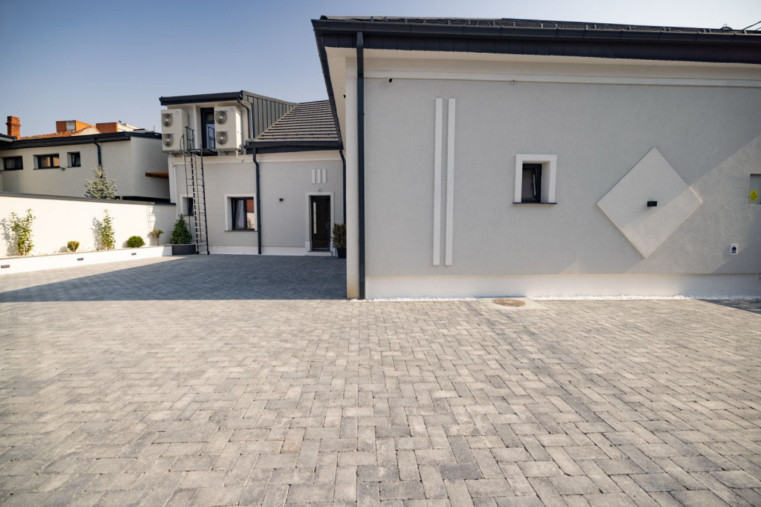 Spatiu Comercial de inchiriat, Pozitie Excelenta