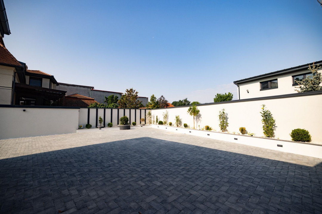 Spatiu Comercial de inchiriat, Pozitie Excelenta