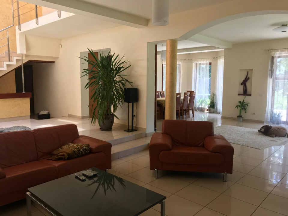 Proprietate inedita cu teren de 4400, si deschidere cu ponton pe Bega