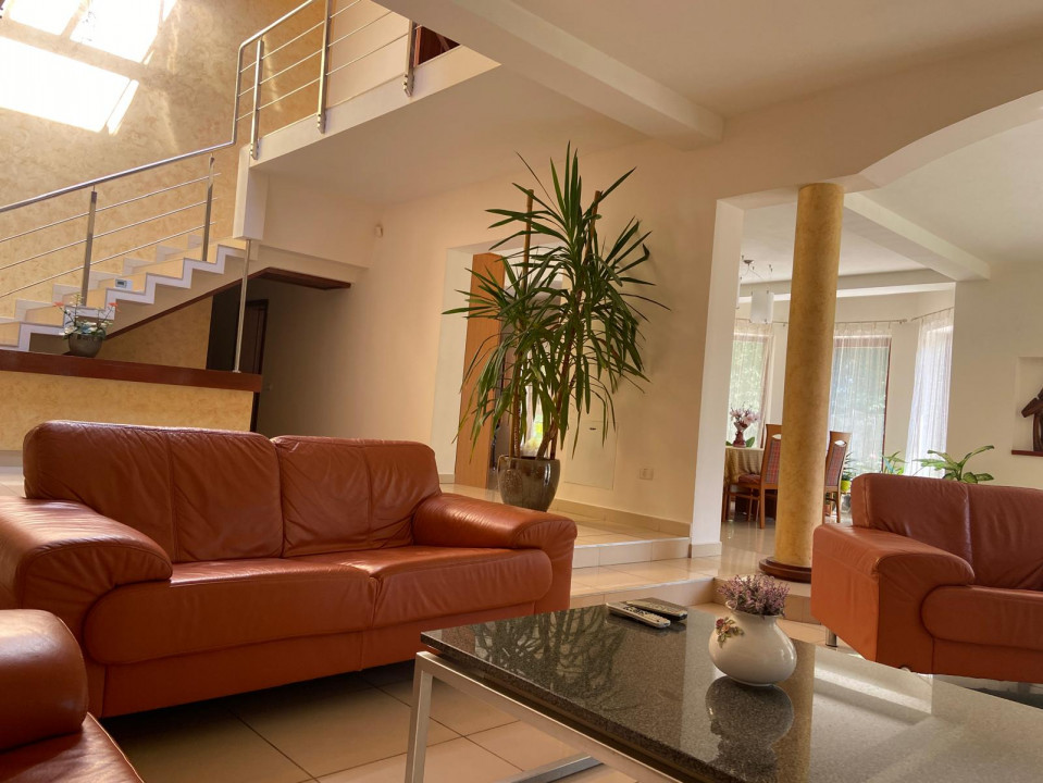 Proprietate inedita cu teren de 4400, si deschidere cu ponton pe Bega