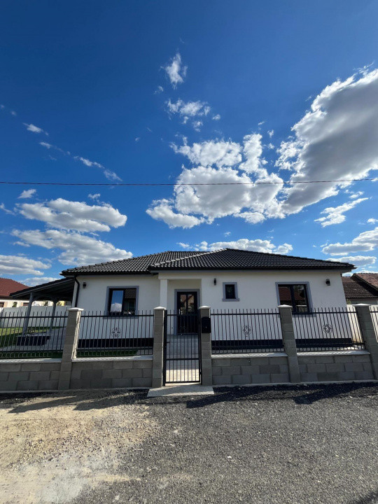 VANZARE CASA INDIVIDUALA , DEZVOLATOR , UTVIN