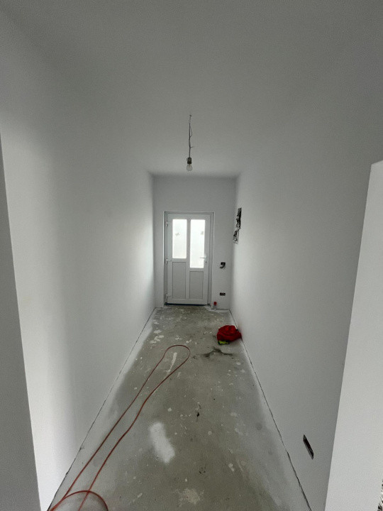 VANZARE CASA INDIVIDUALA , DEZVOLATOR , UTVIN