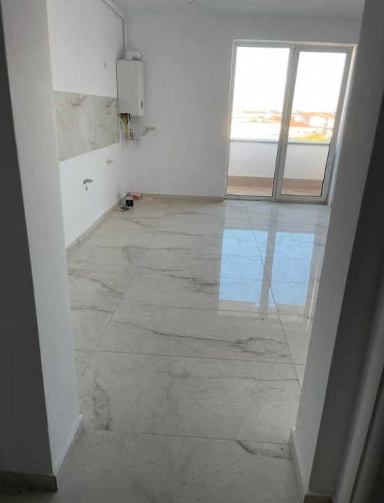 Apartament finalizat, finisaje premium, etaj intermediar