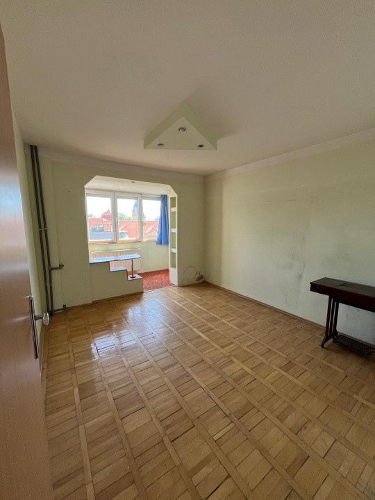VANZARE APARTAMENT , DEZVOLTATOR , ZONA CENTRALA