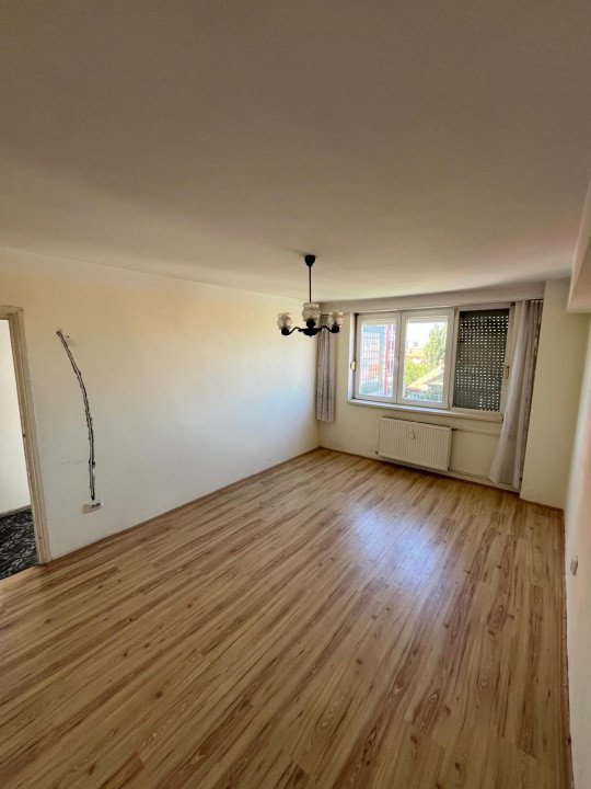 VANZARE APARTAMENT , DEZVOLTATOR , ZONA CENTRALA