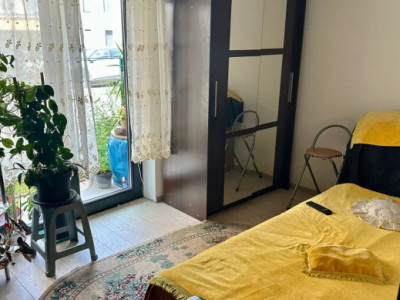 Parter cu curte, 2 intrari mobilat si utilat