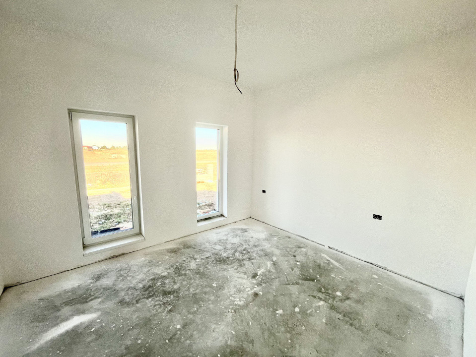 Pozitie Excelenta, Duplex Despartit, Comision 0%