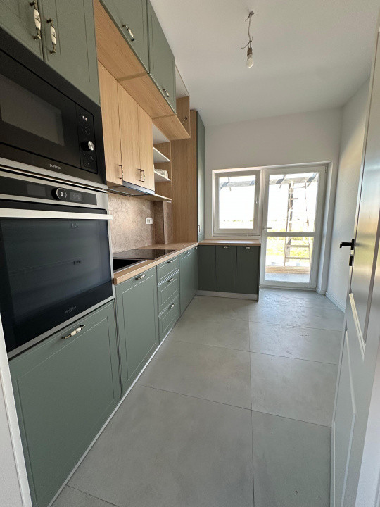 Duplex Despartit, 3 Camere, Pod Mansardabil