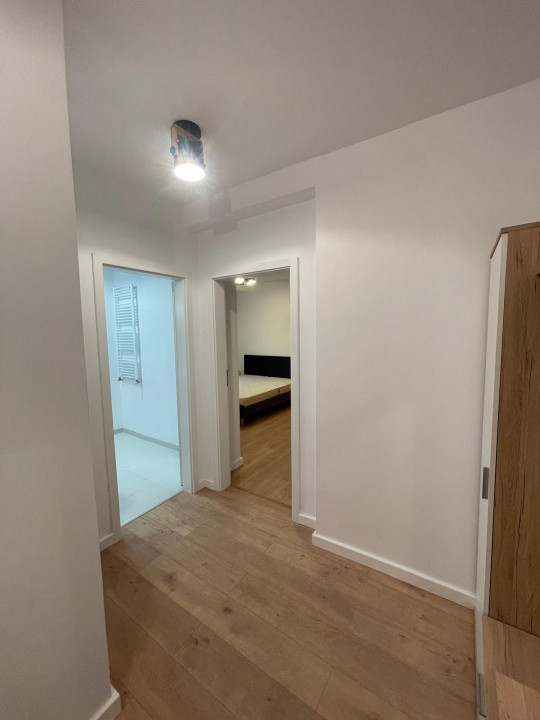 Apartament nou, 2 camere,  decomandat cu bucatarie inchisa