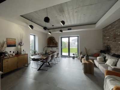 Duplex cu 3 dormitoare Zona Simfoniei Dumbravita