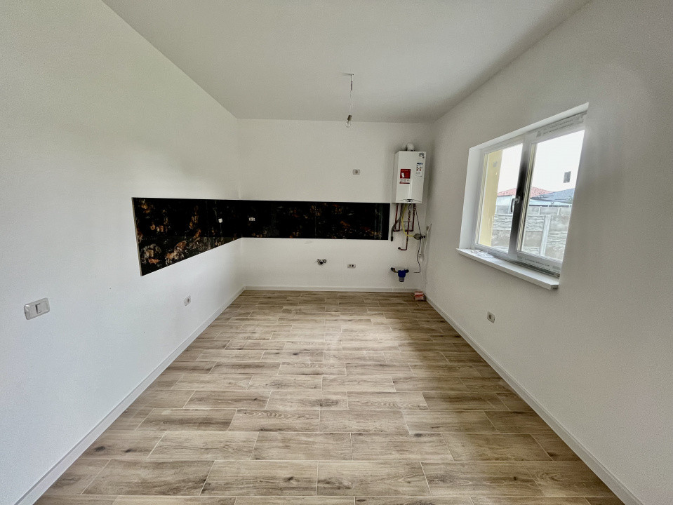 Asfalt, 3 Camere, Zid Despartitor Dublu