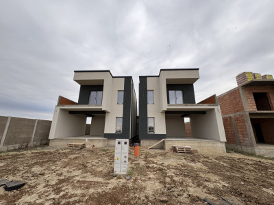 Duplex Modern Giarmata