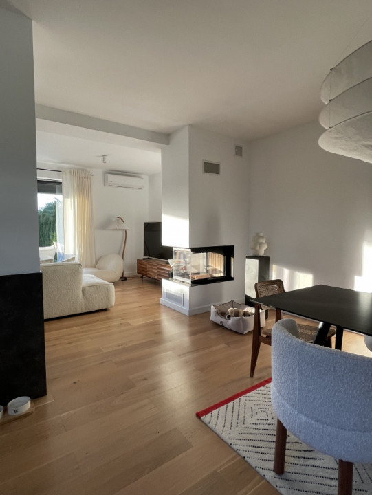 Jumatate de duplex de lux, complet mobilat si utilat