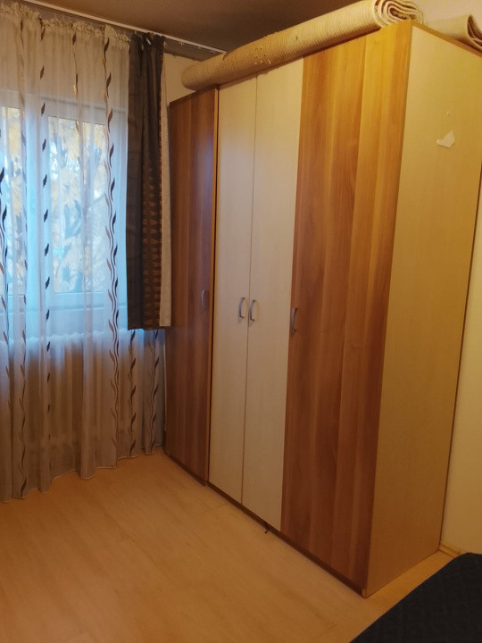 VANZARE APARTAMENT SEMIDECOMANDAT, CALEA SAGULUI,  PROPRIETAR