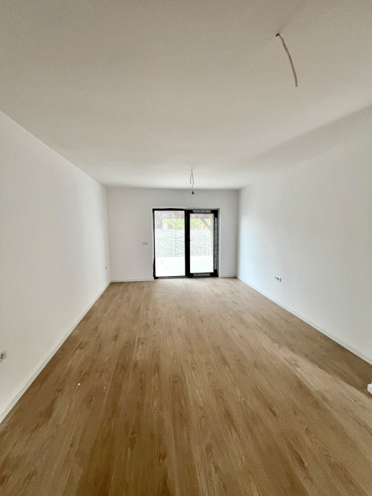 Finalizata, Casa Individuala, Asfalt