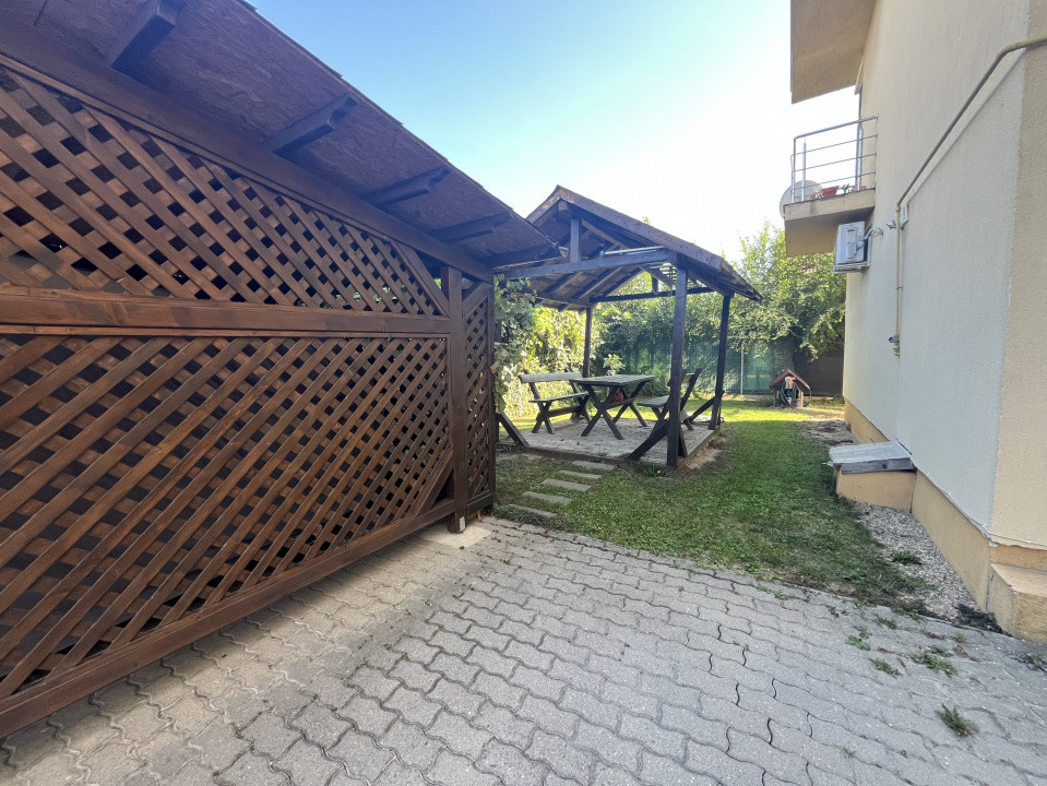 LOC DE PARCARE INCLUS, GIROCULUI, CURTE PRIVATA