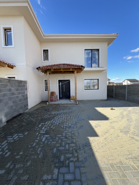 Comision 0%, Mediteranean, Asfalt