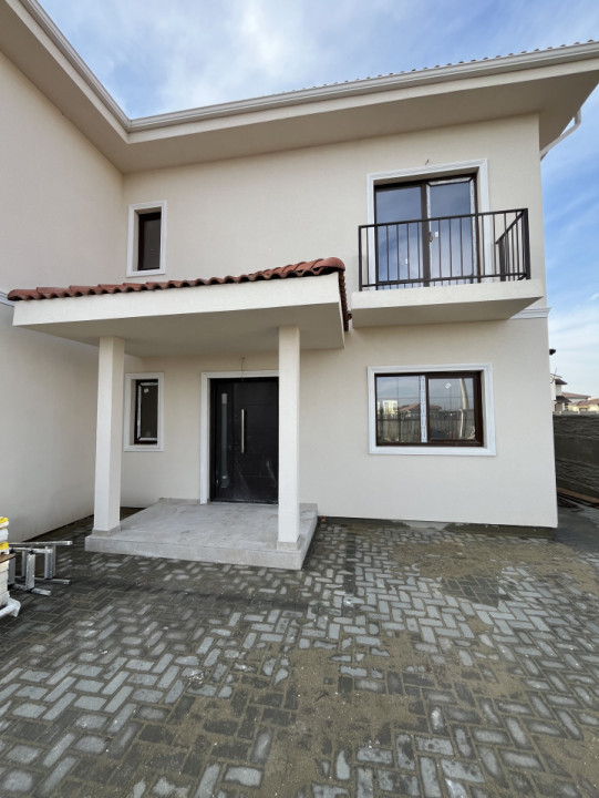 Comision 0%, Mediteranean, Asfalt