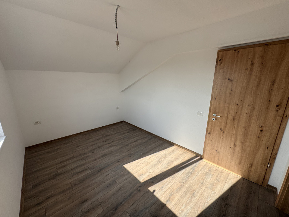 DIRECT DEZVOLTATOR, 415M TEREN, SUPRAFATA GENEROASA