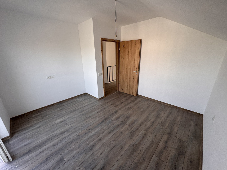 DIRECT DEZVOLTATOR, 415M TEREN, SUPRAFATA GENEROASA