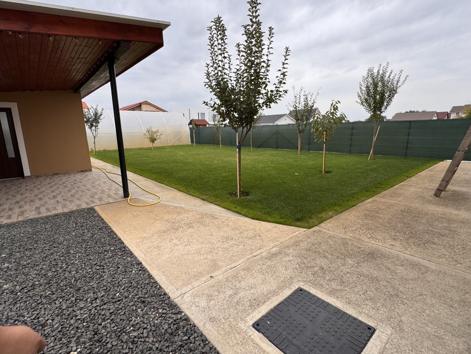 CASA INDIVIDUALA, COMPLET MOBILATA SI UTILATA, 740 MP TEREN.