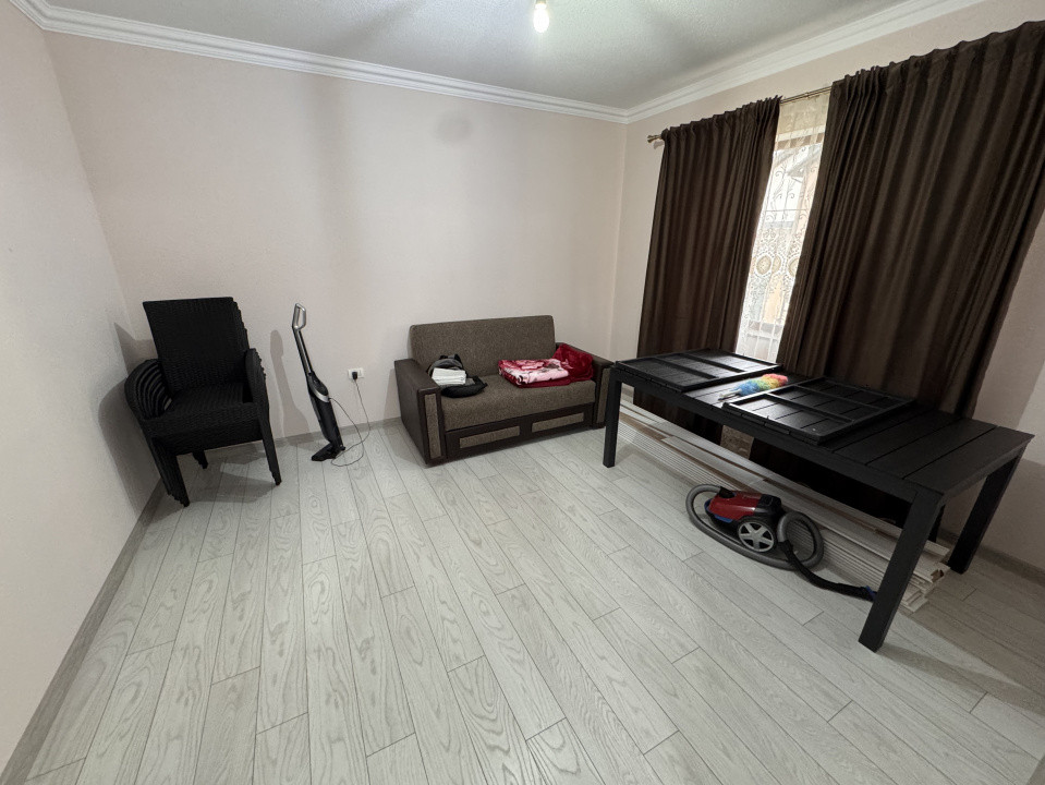 CASA INDIVIDUALA, COMPLET MOBILATA SI UTILATA, 740 MP TEREN.